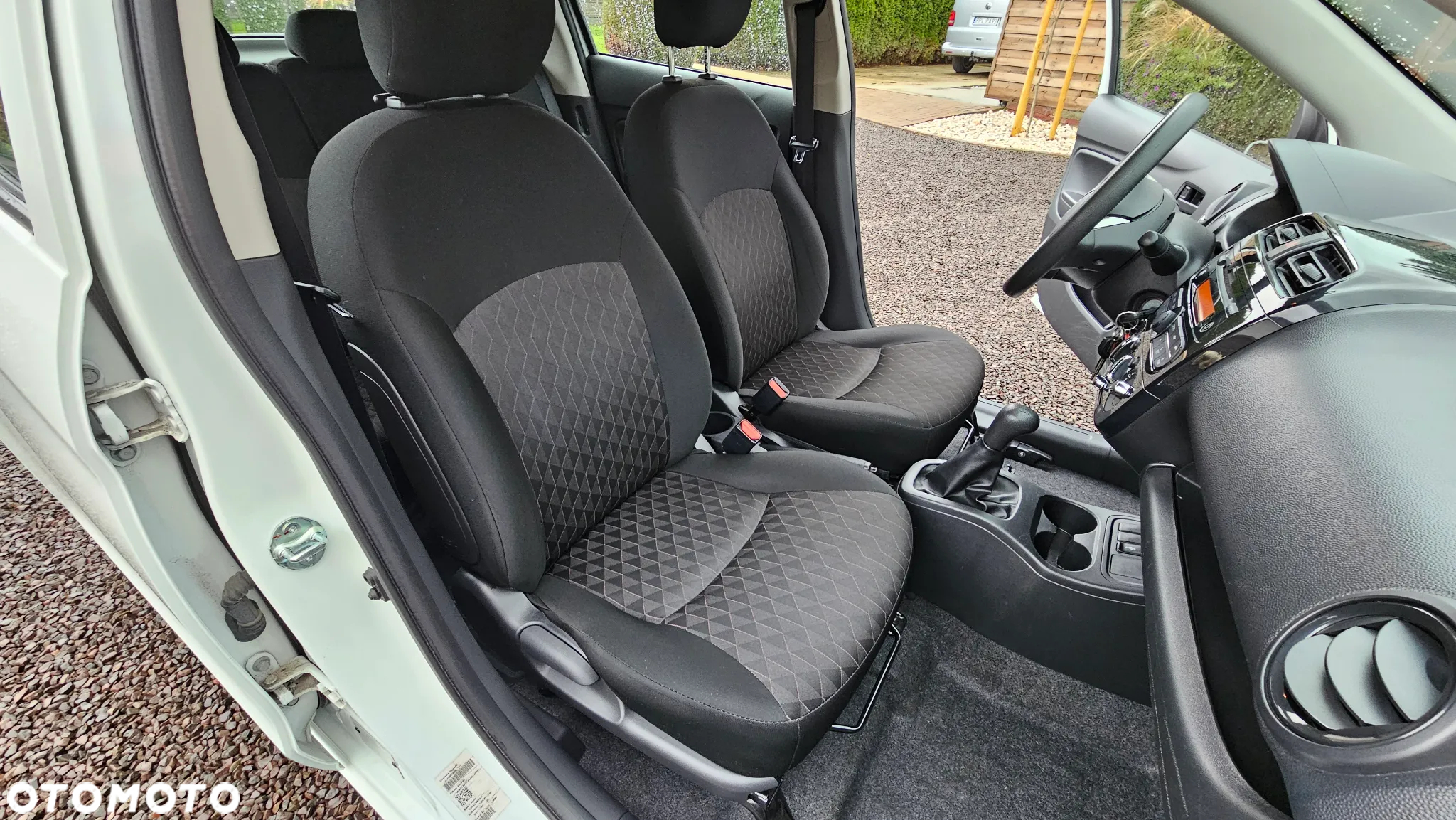 Mitsubishi Space Star 1.0 Active - 28