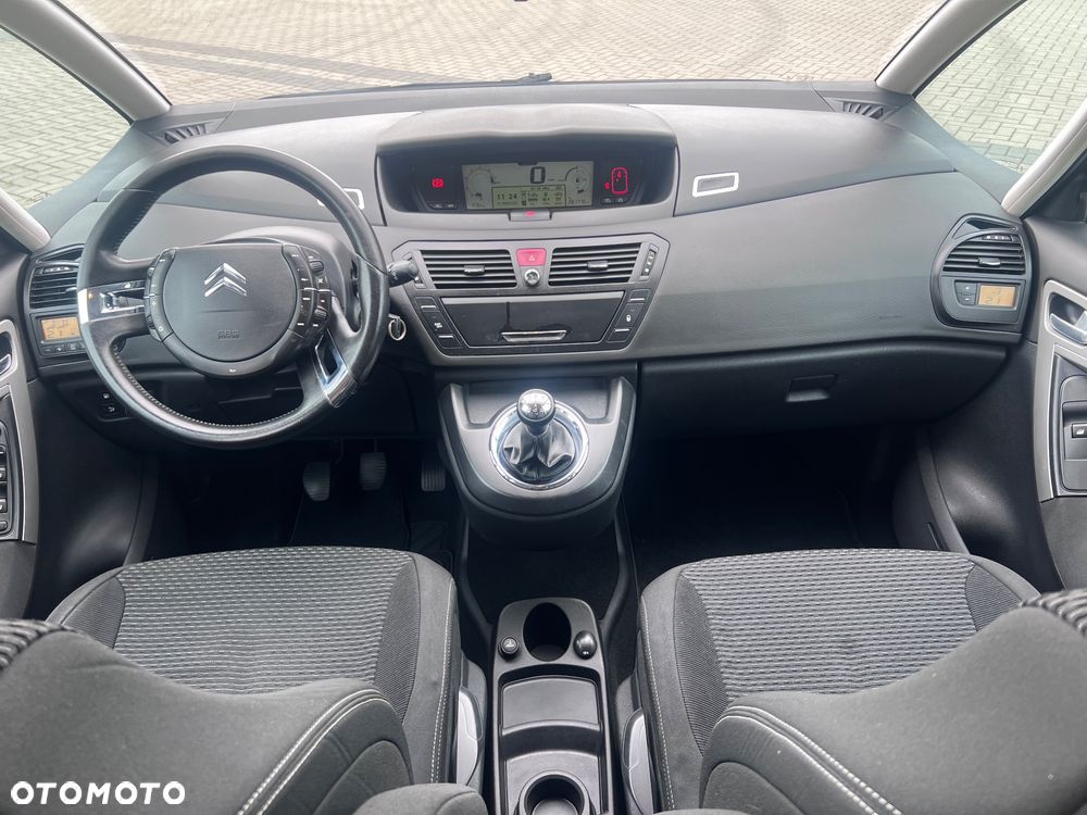 Citroën C4 Picasso 1.8 16V Advance - 23