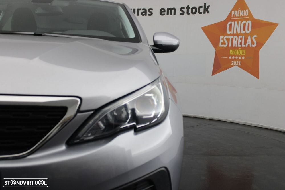 Peugeot 308 1.2 PureTech Style - 26
