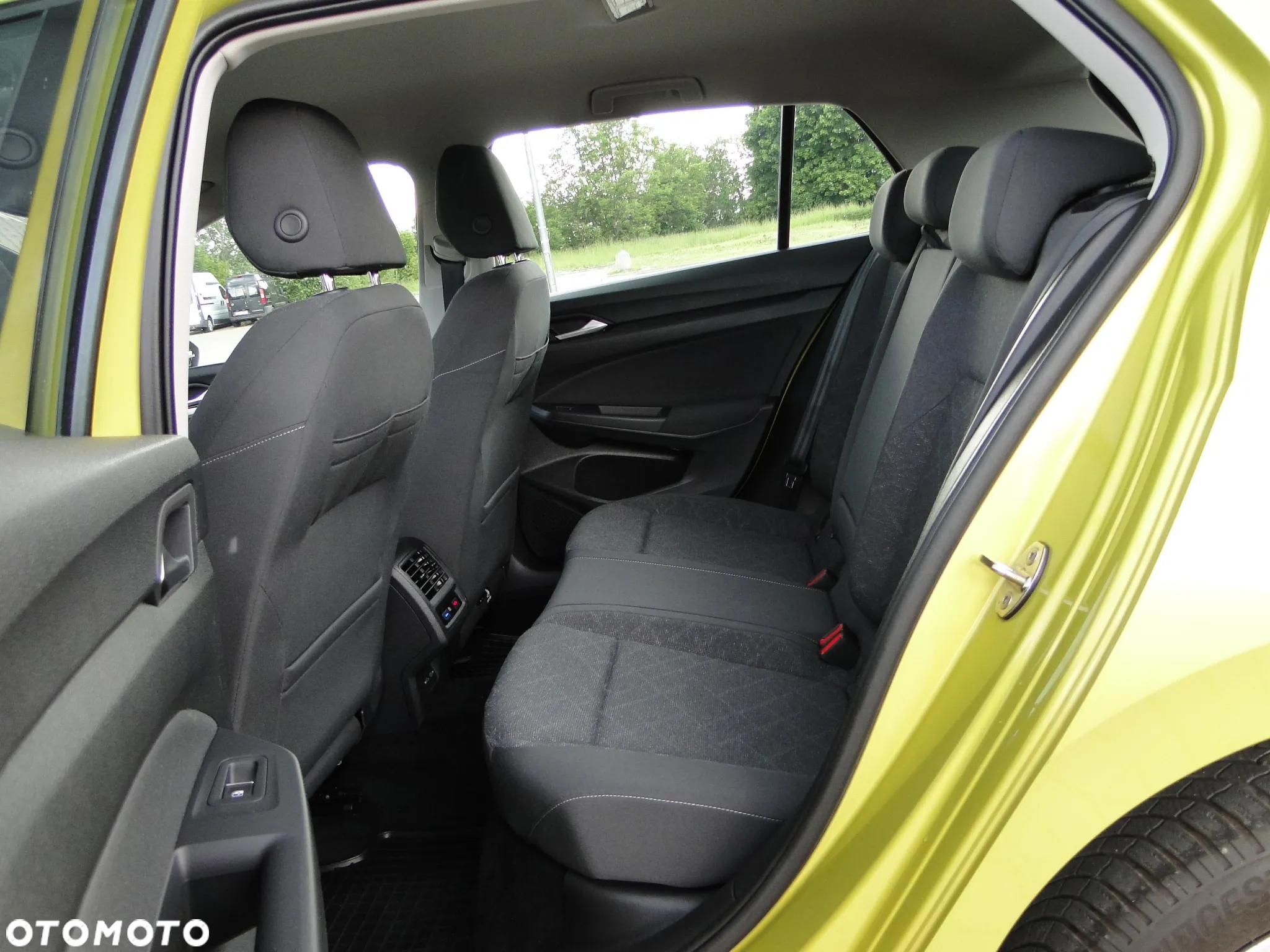 Volkswagen Golf VIII 1.5 TSI EVO Life - 8