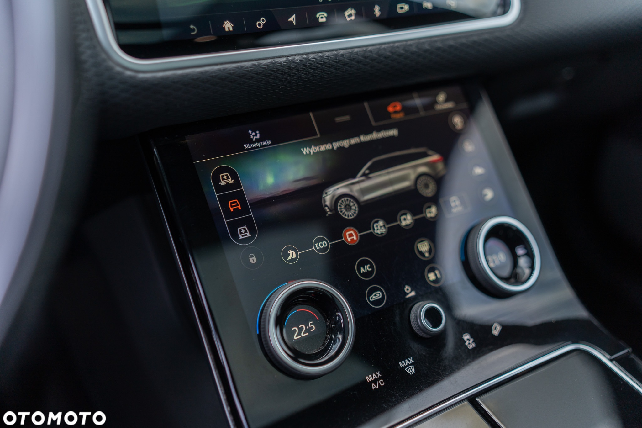 Land Rover Range Rover Velar 3.0 Si6 R-Dynamic SE - 13