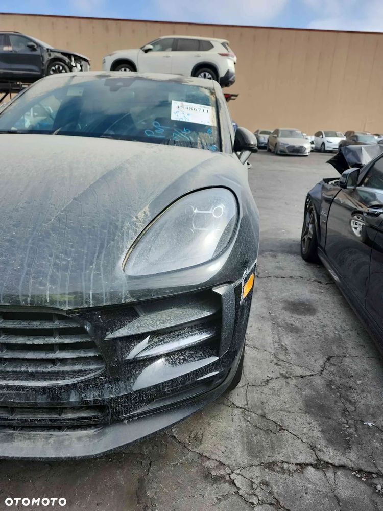 Porsche Macan Standard - 21