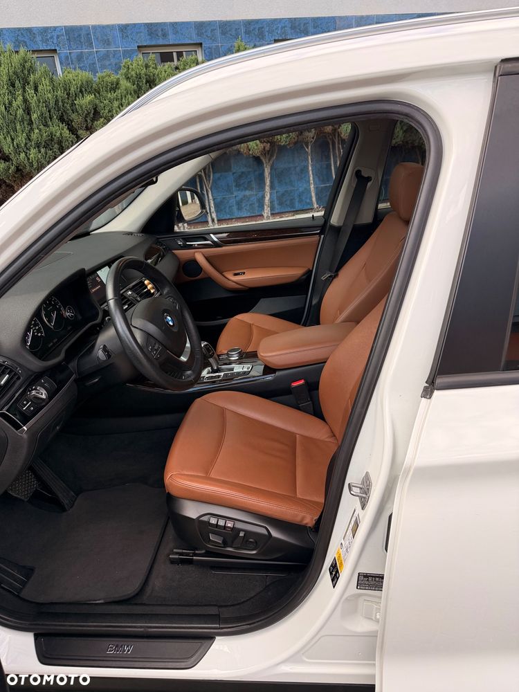 BMW X3 xDrive28i xLine - 8