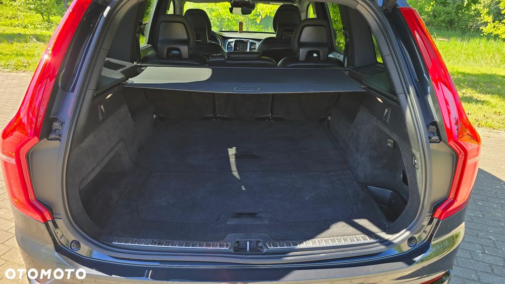 Volvo XC 90 B5 D AWD R-Design - 28