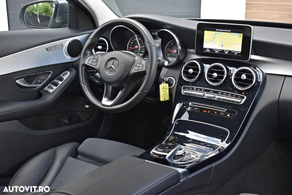 Mercedes-Benz C 220 CDI DPF Automatik Avantgarde - 10