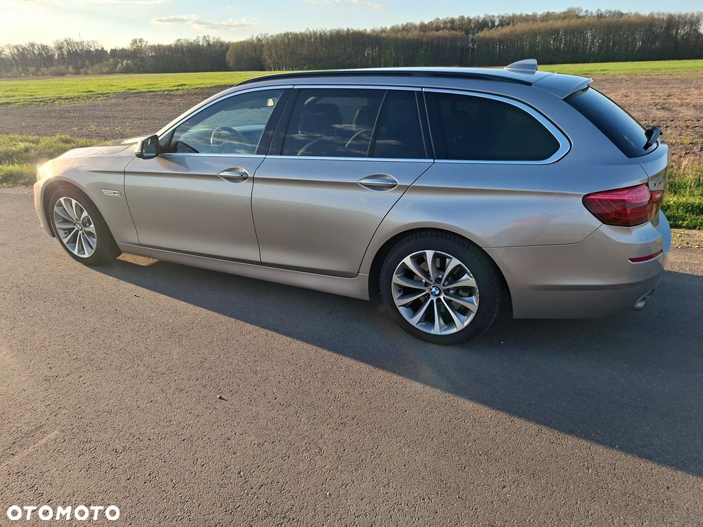 BMW Seria 5 520d xDrive - 5