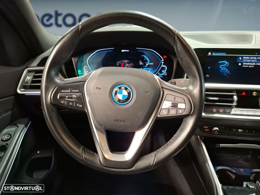 BMW 320 e Line Sport Auto - 13