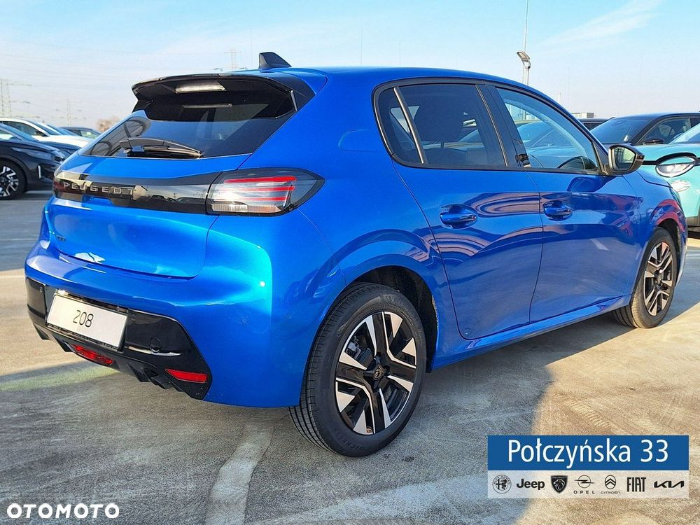 Peugeot 208 - 10