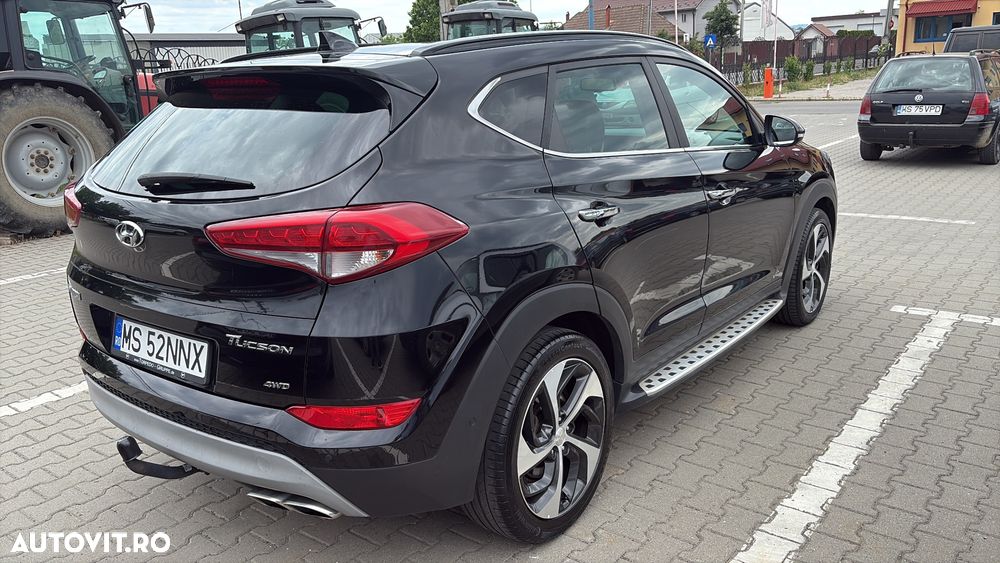 Hyundai Tucson - 4