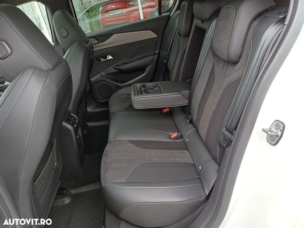 Peugeot 308 - 13