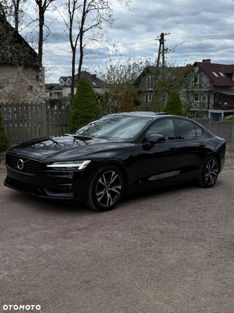Volvo S60 T5 AWD R-Design - 1