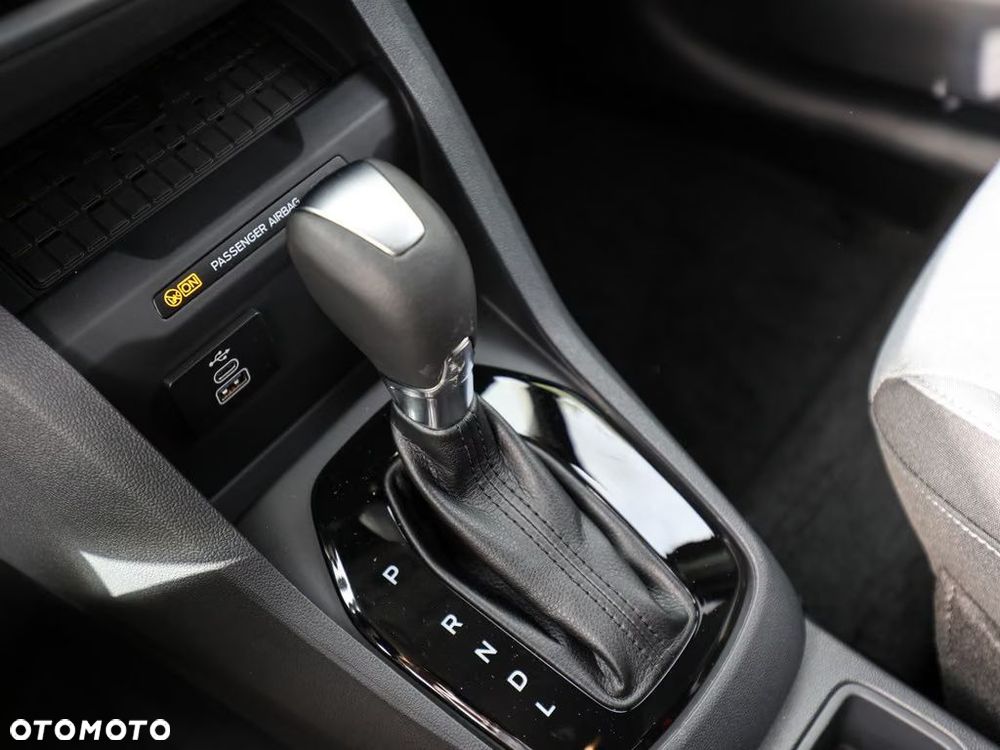 Ford Tourneo Courier 1.0 EcoBoost Titanium - 19