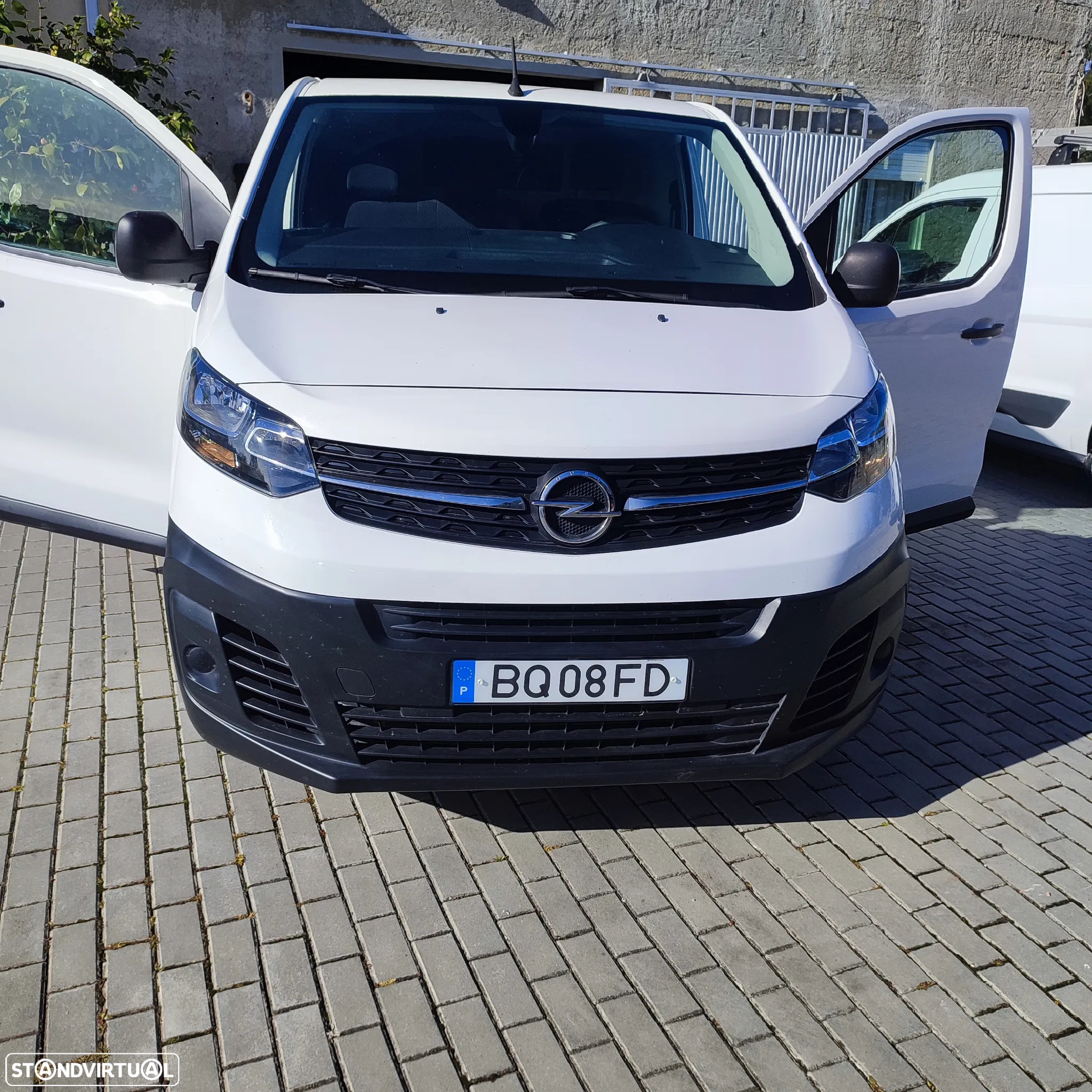 Opel Vivaro - 13
