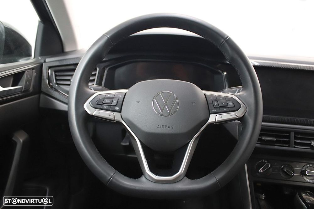 VW Taigo 1.0 TSI Urban DSG - 14