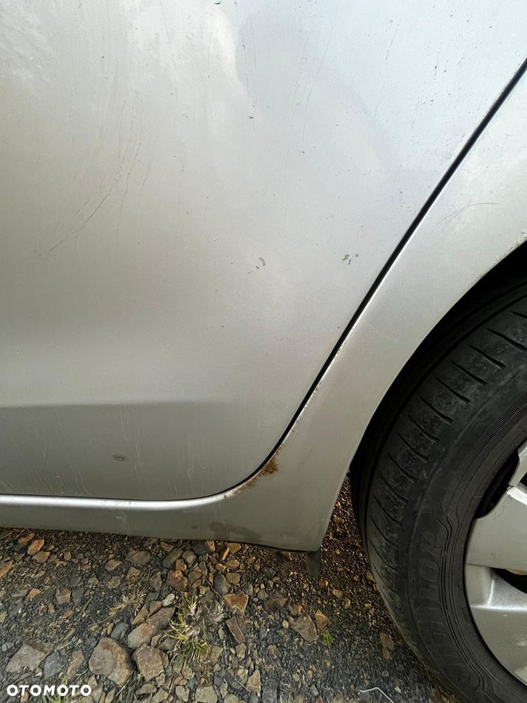 Toyota Yaris 1.33 VVT-i Cool - 5