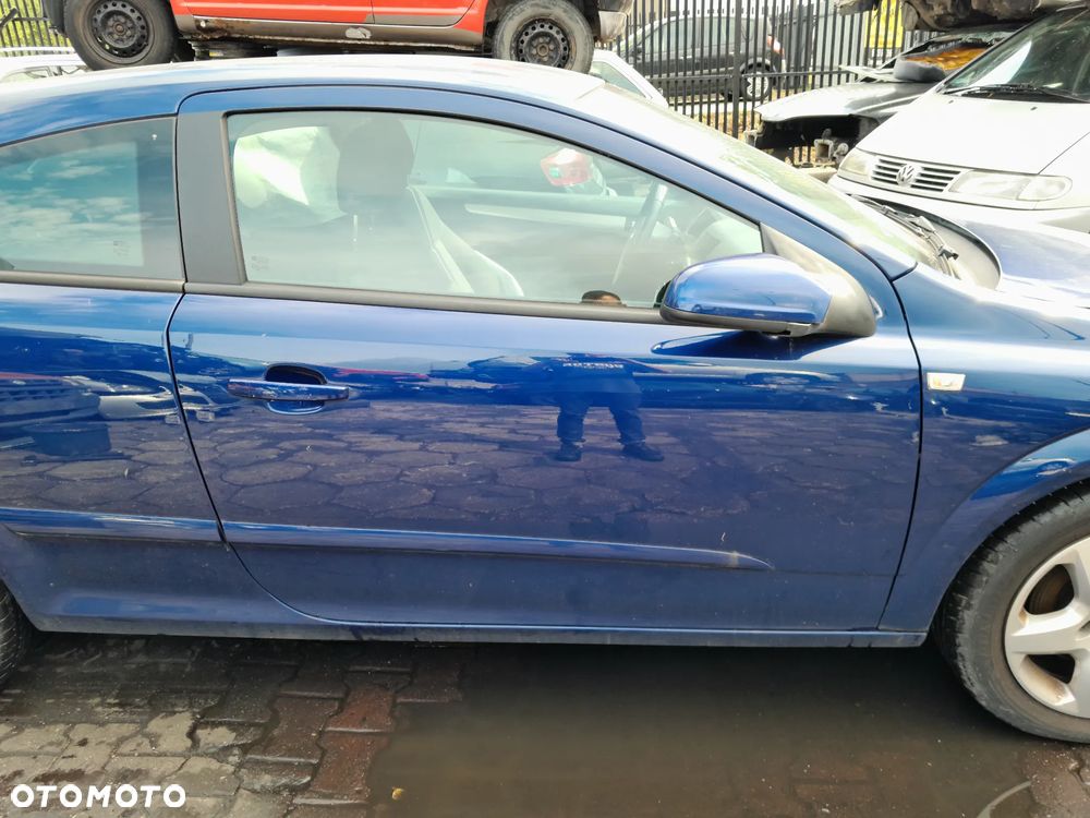 Drzwi prawe OPEL Astra H GTC 04-14r. Z21B - 1