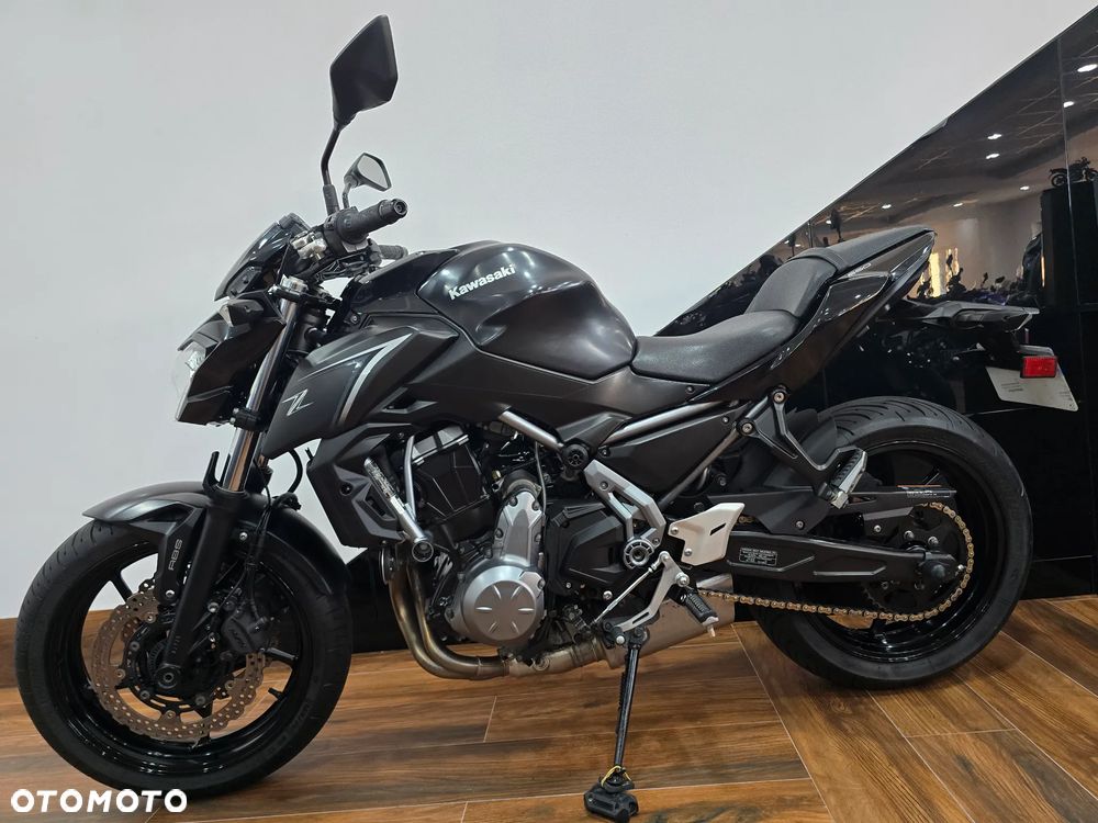 Kawasaki Z 650 - 28