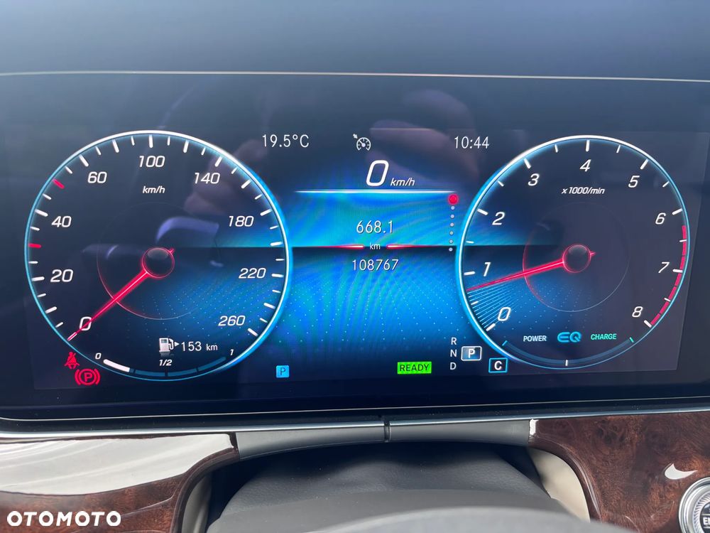 Mercedes-Benz Klasa E 200 Business Edition - 27