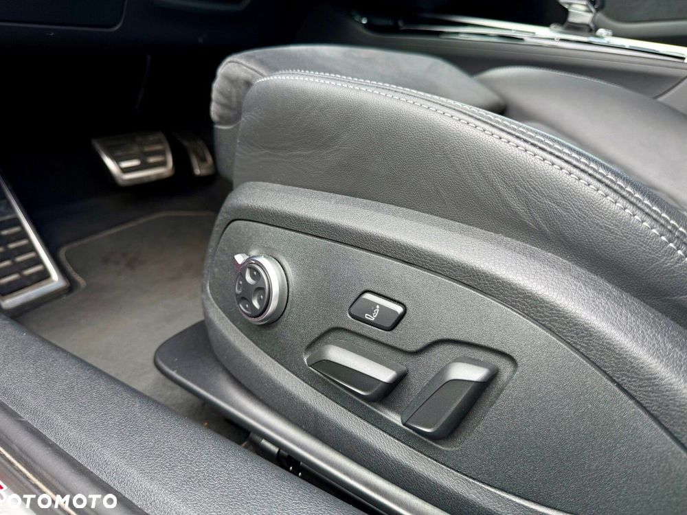 Audi A4 Limousine - 25