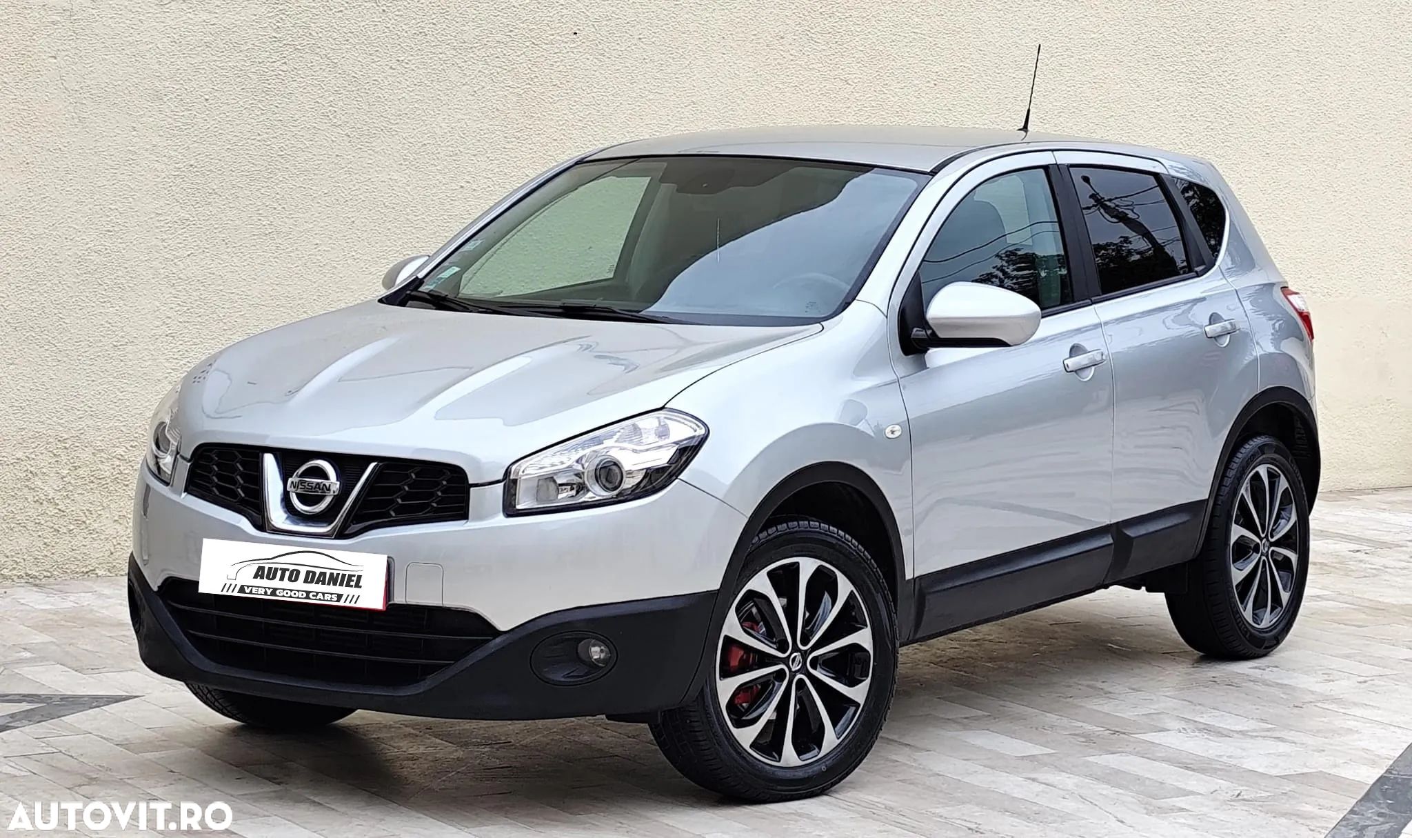 Nissan Qashqai - 1