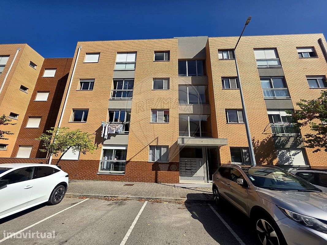 Apartamento T2 para arrendamento - Grande imagem: 2/12