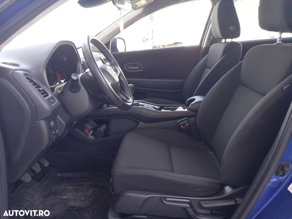 Honda HR-V 1.5 i-VTEC M/T Elegance - 11