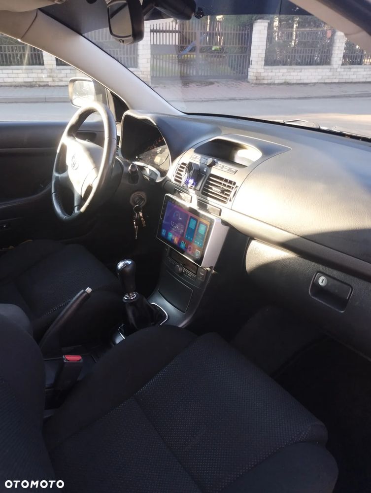 Toyota Avensis 1.8 VVT-i Terra - 6