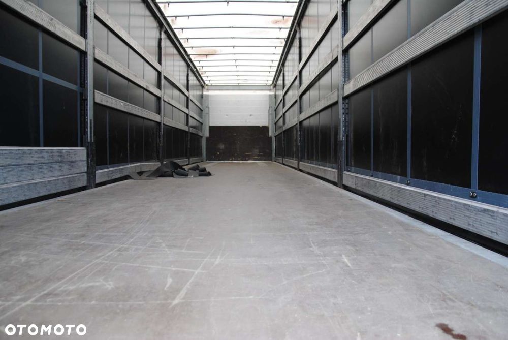 Schmitz Cargobull SCS kurtyna, podnoszona oś - 9