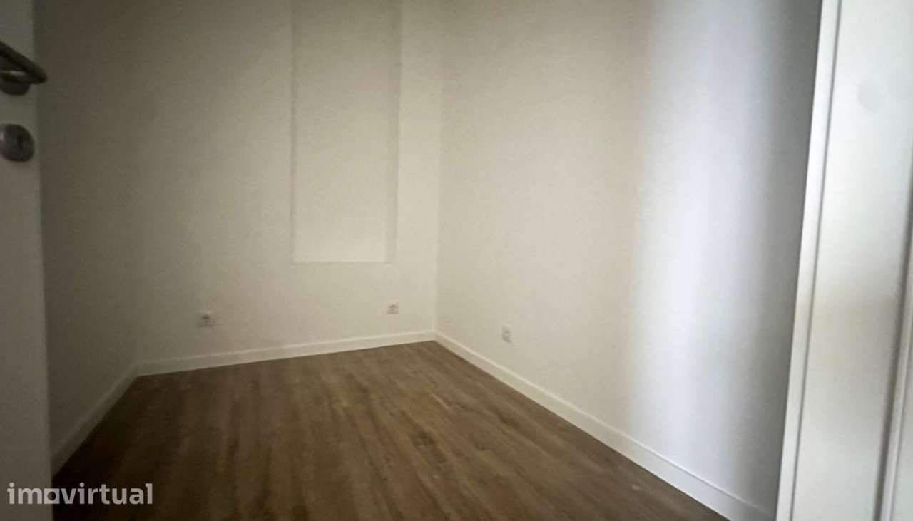 Venda de apartamento T1+1 Novo, Centro da Cidade, Viana do Castelo - Grande imagem: 4/24