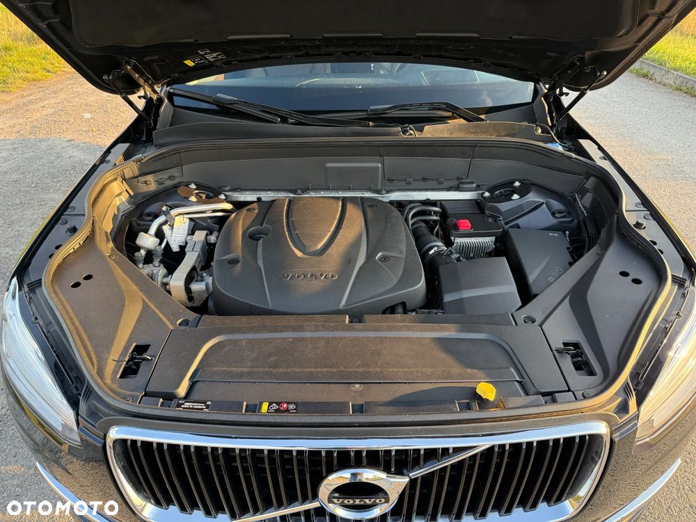Volvo XC 90 D5 SCR AWD Momentum - 21