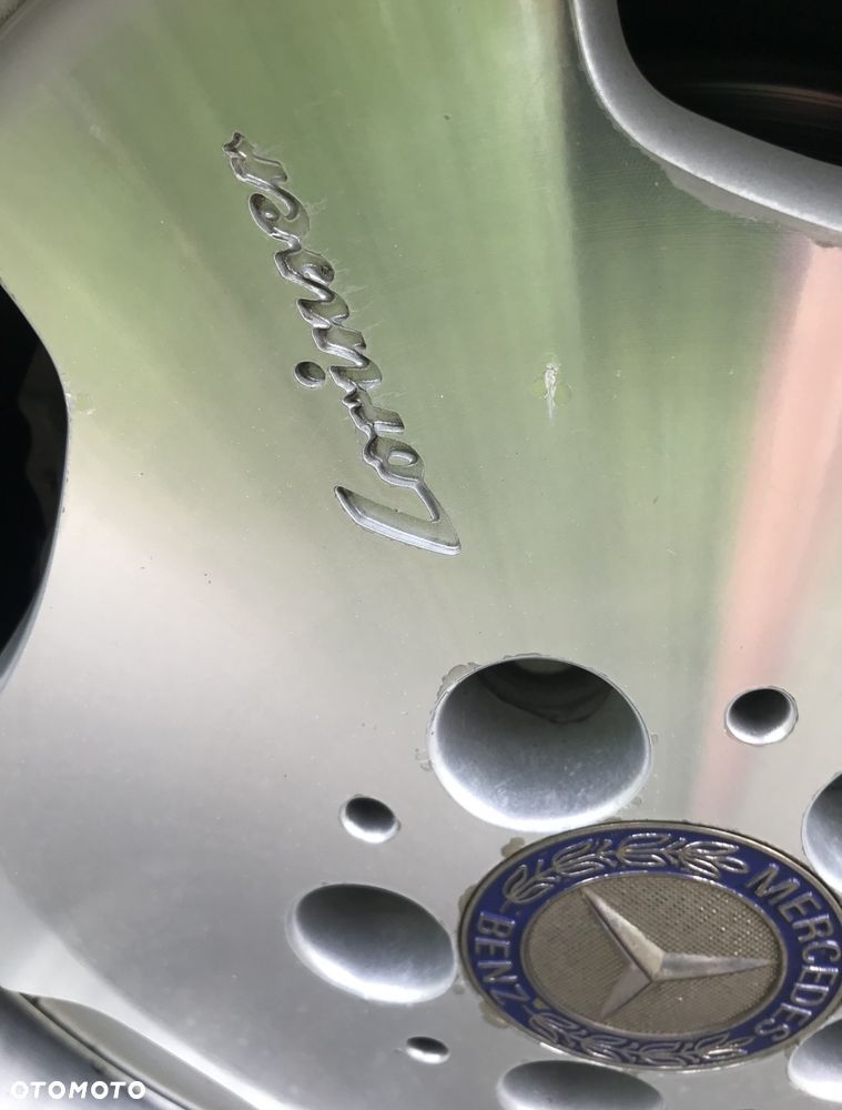 Mercedes-Benz SL - 25