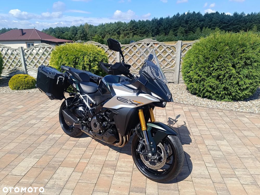 Suzuki GSX 1000 - 12