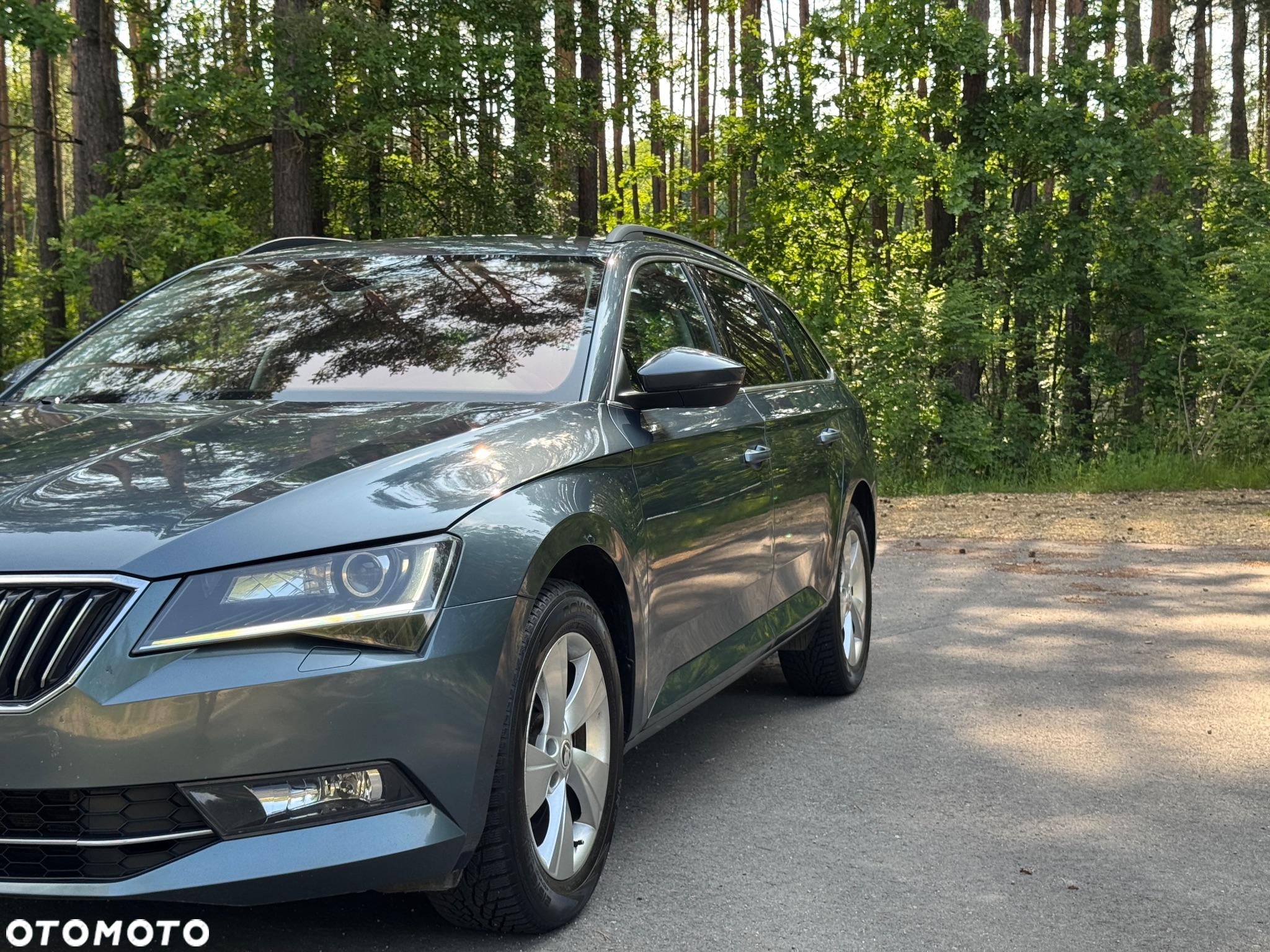 Skoda Superb 2.0 TDI Style - 36