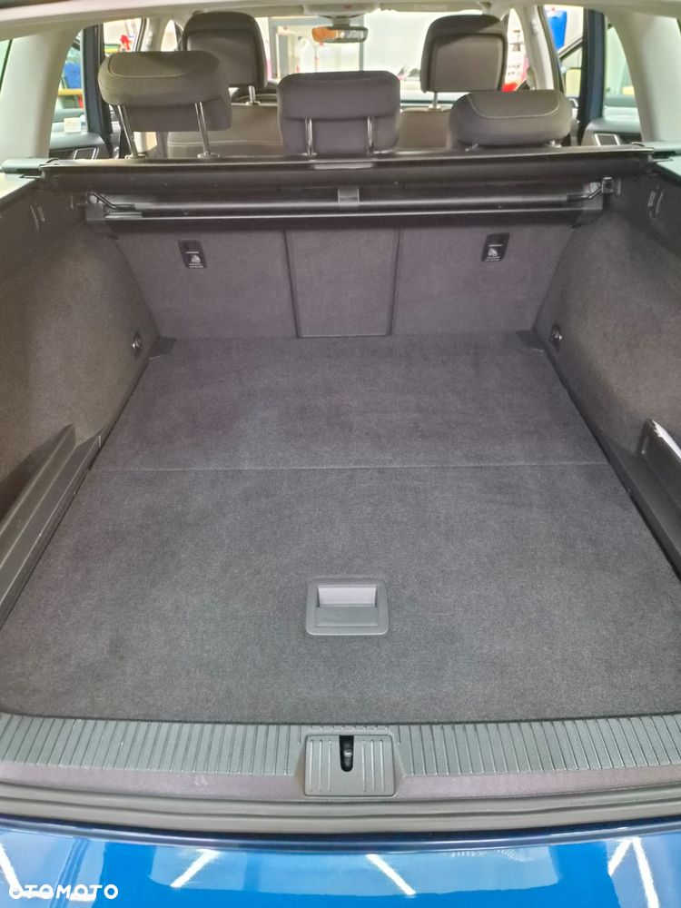 Volkswagen Passat 2.0 TDI EVO Business DSG - 12