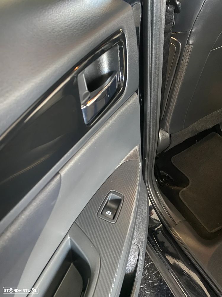 Mitsubishi Eclipse Cross 2.4 PHEV eMotion - 28