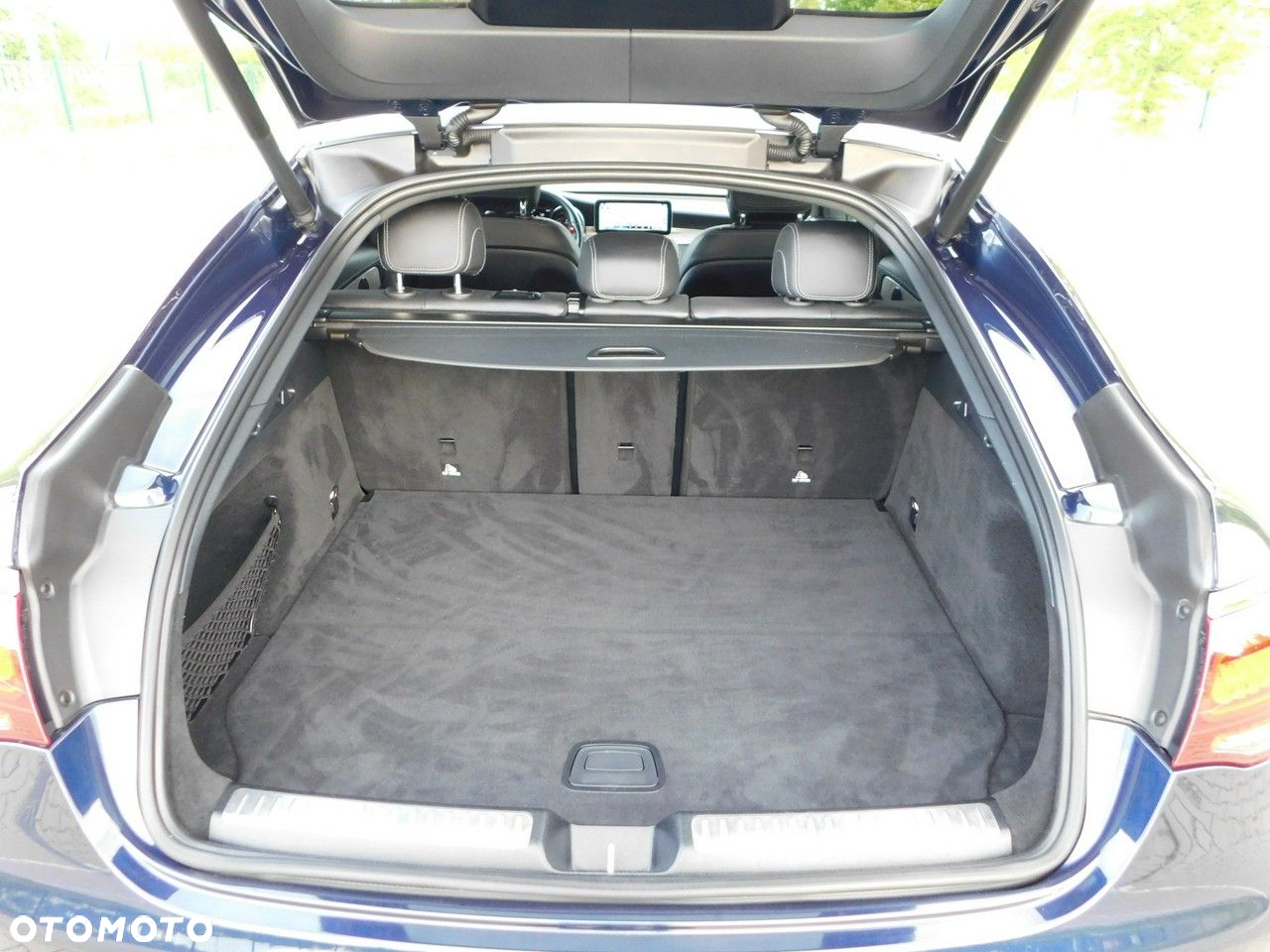 Mercedes-Benz GLC - 23