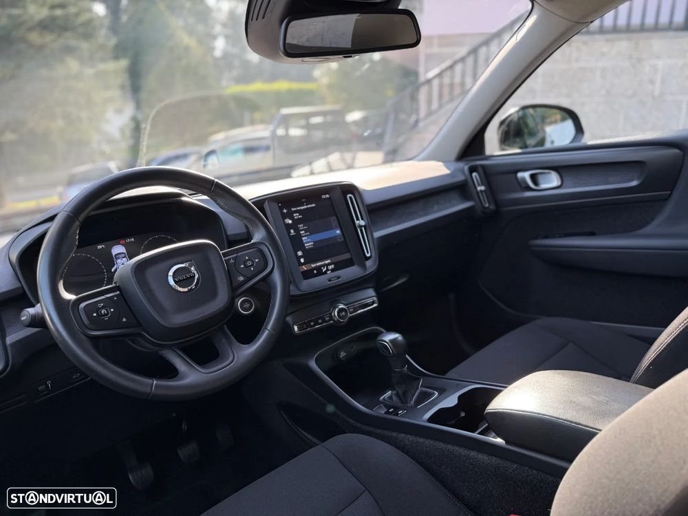 Volvo XC 40 1.5 T2 Momentum - 26