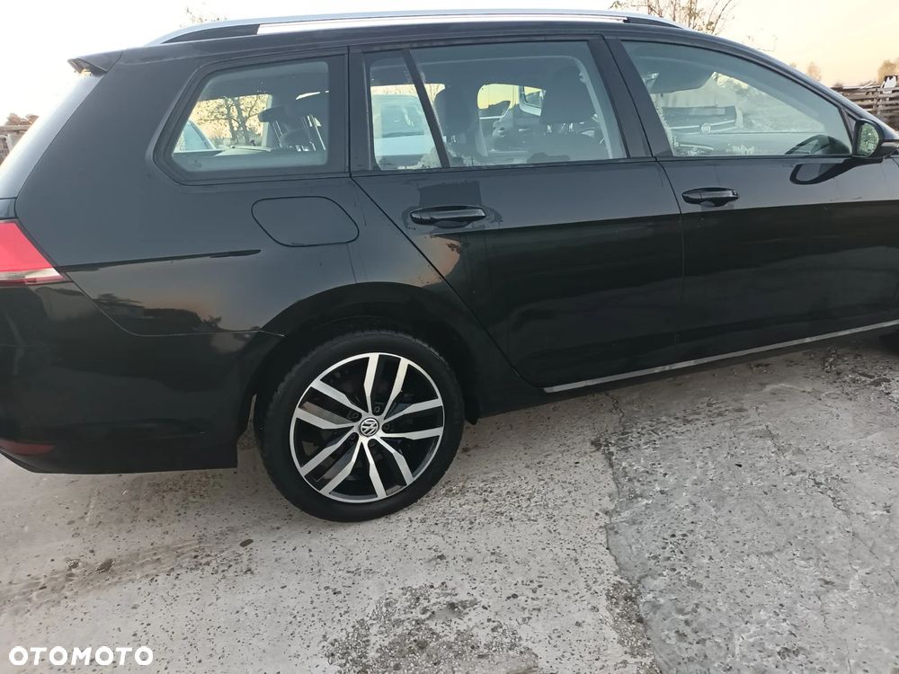 Volkswagen Golf 2.0 BlueTDI DSG Comfortline - 6