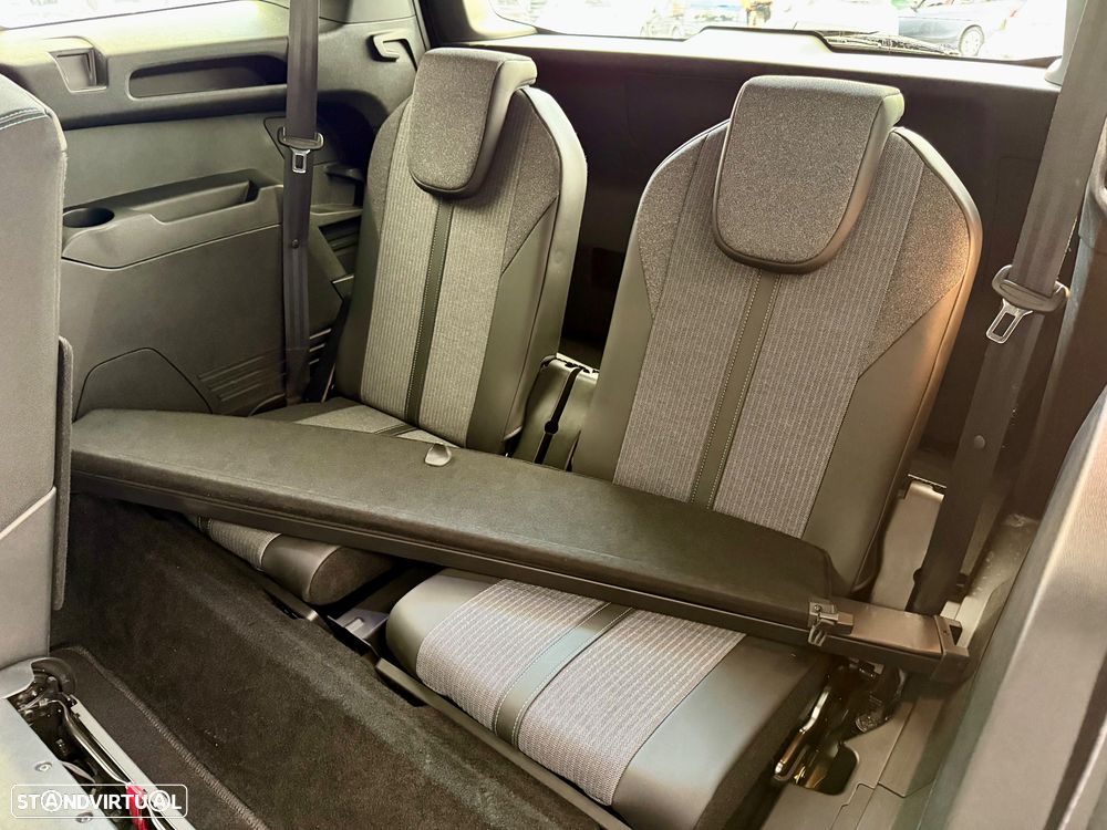 Peugeot 5008 1.2 PureTech Allure Pack EAT8 - 11