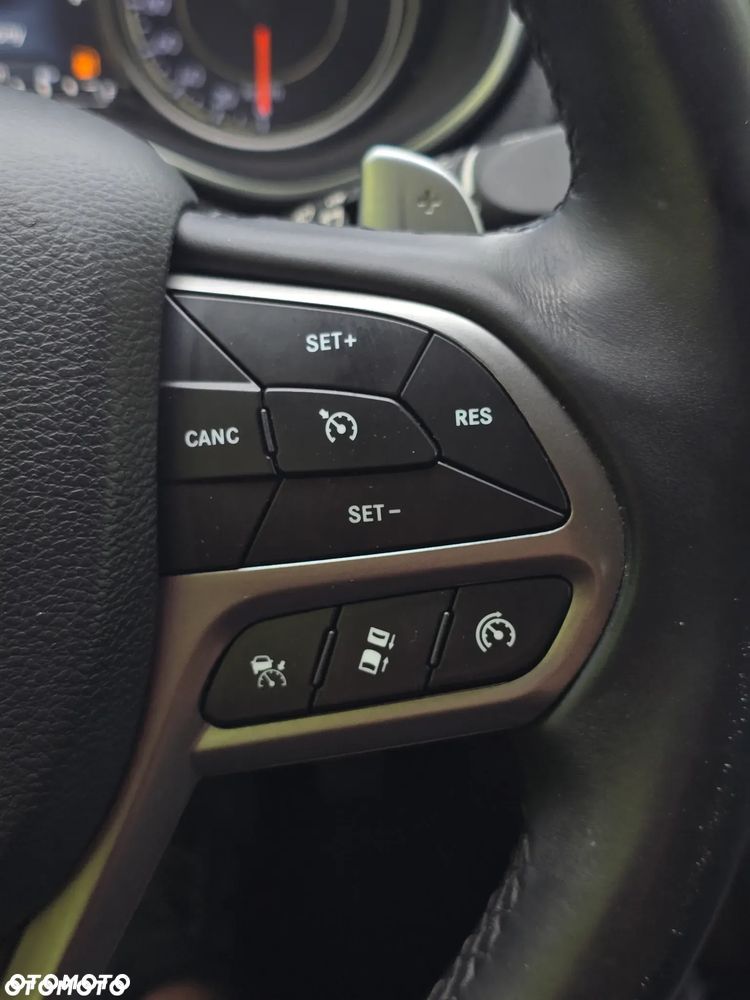 Jeep Cherokee 2.2 MJD Active Drive II Limited - 27