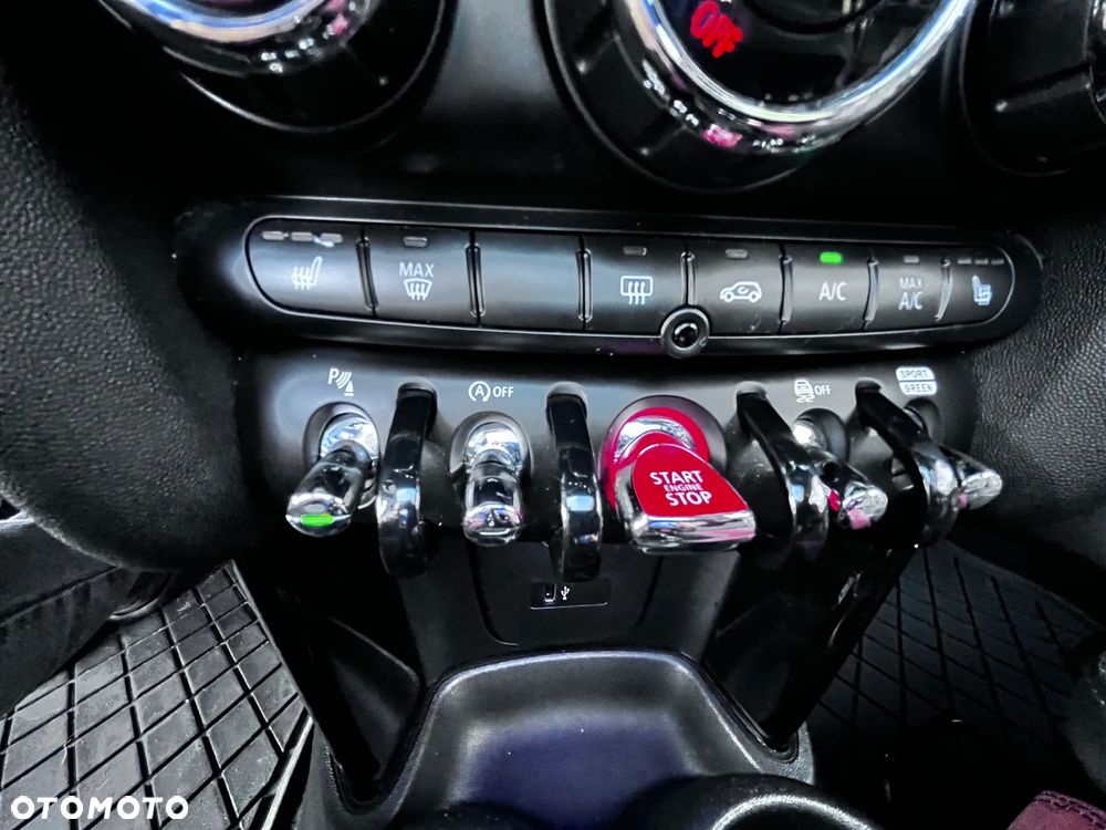 MINI Cooper S Standard - 11