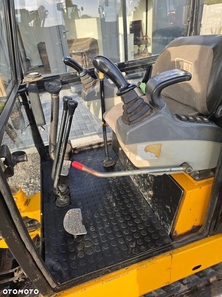 JCB - 5