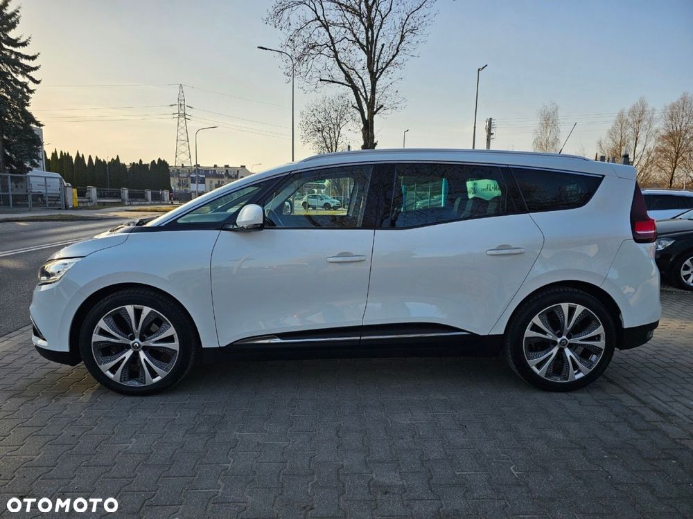 Renault Grand Scenic - 14