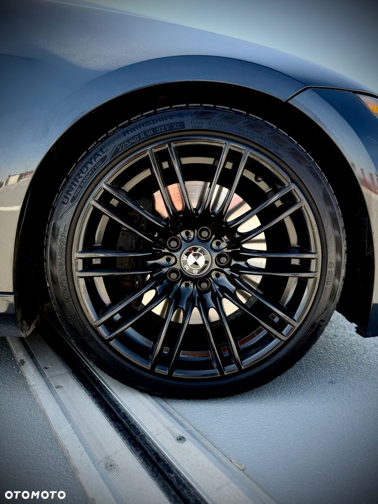 BMW Seria 3 335i - 31