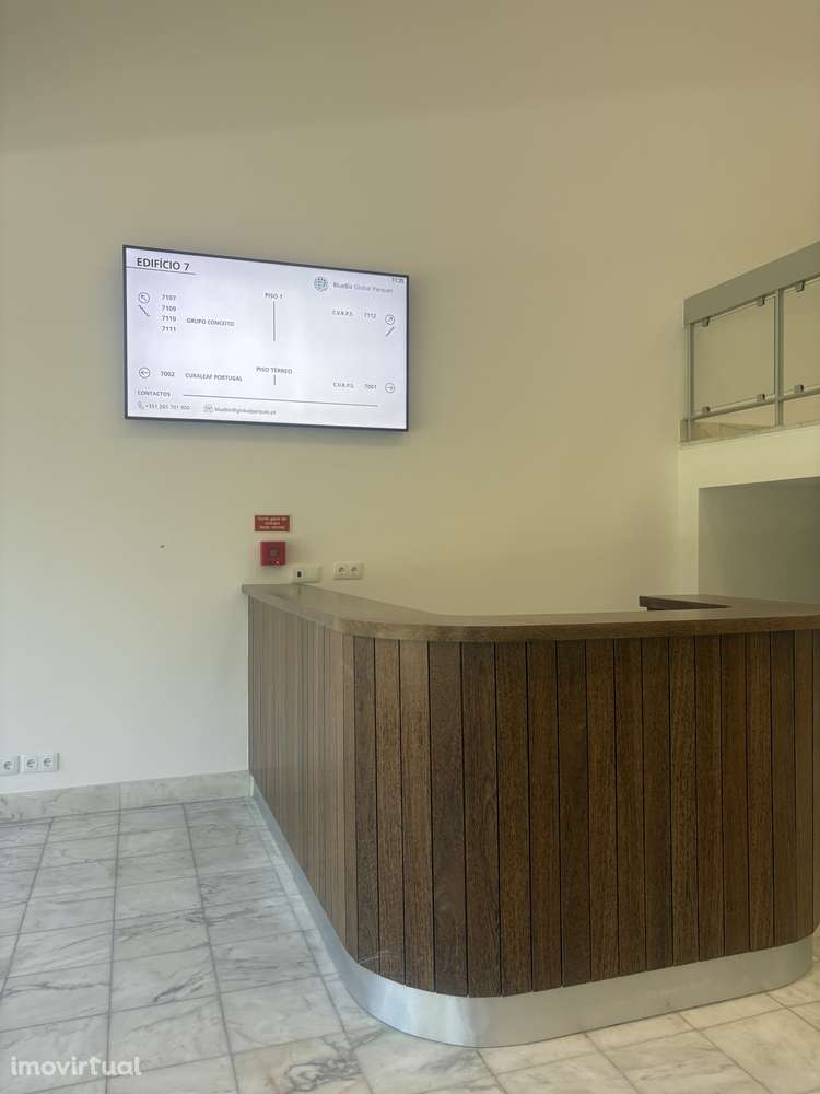 Sala de Escritórios 7111, em Setúbal de 60m2 - 10€/m2 - Grande imagem: 4/19