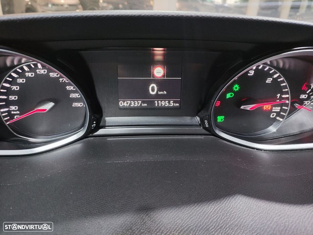 Peugeot 308 SW 1.5 BlueHDi Allure - 12