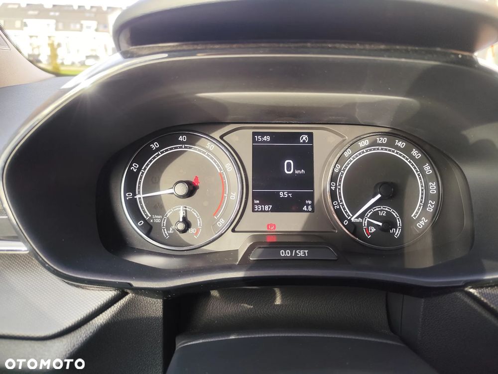 Skoda Fabia 1.0 TSI Active - 14