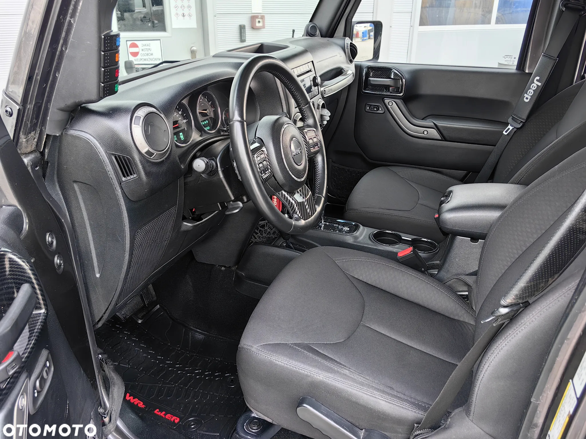 Jeep Wrangler Unlimited 3.6 Automatik Sahara - 11