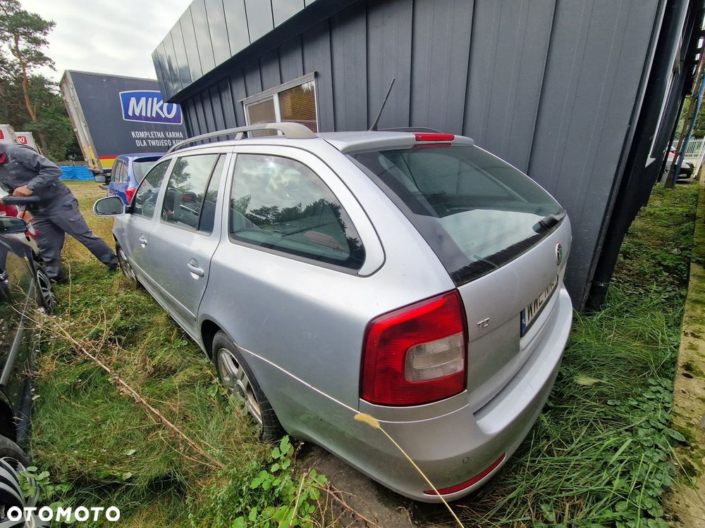 Skoda Octavia - 2