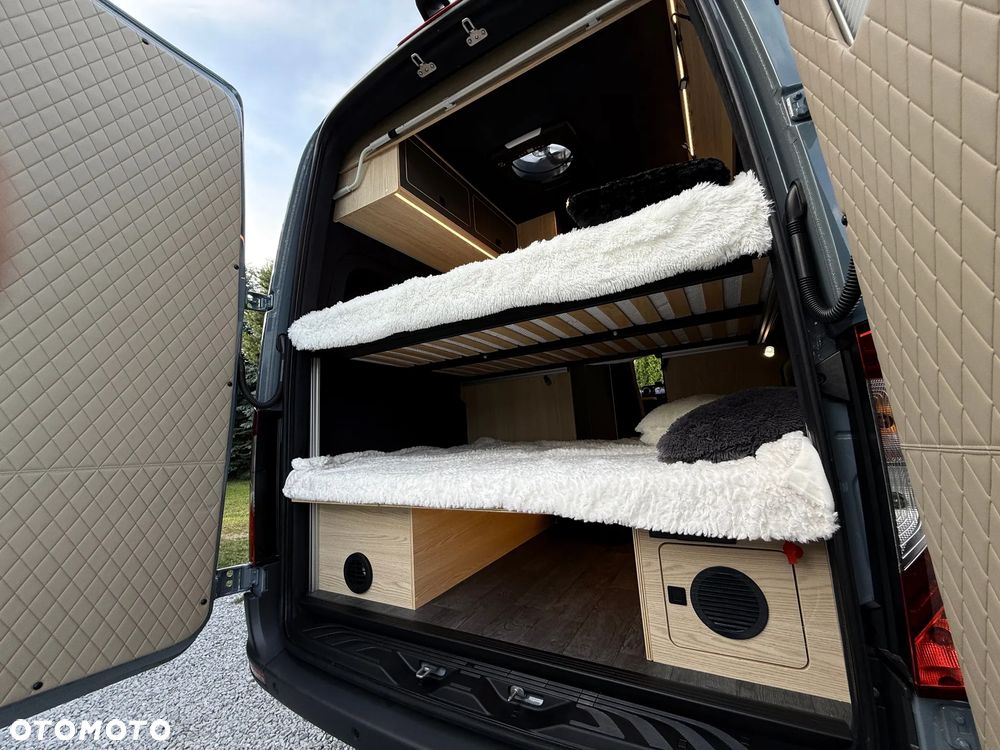 Mercedes-Benz SPRINTER - 14